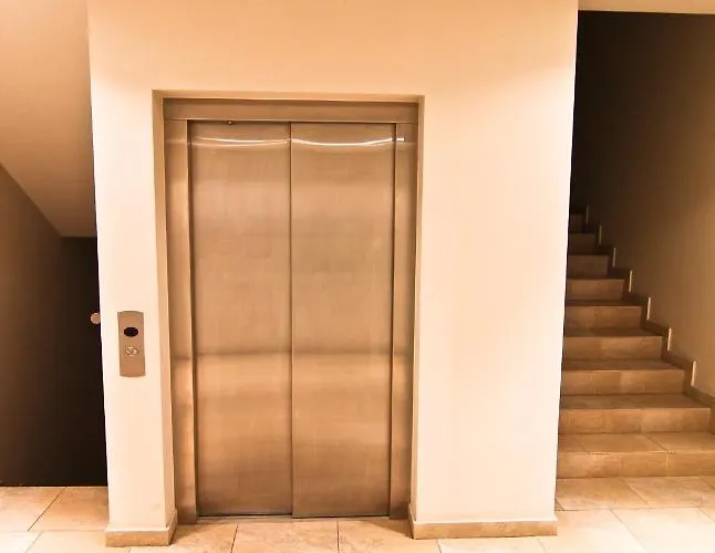 Royal Parkside * كراكوفيا