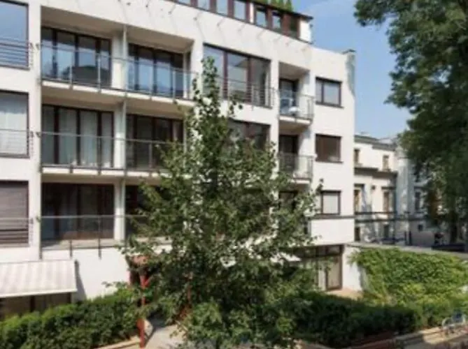 Royal Parkside * كراكوفيا